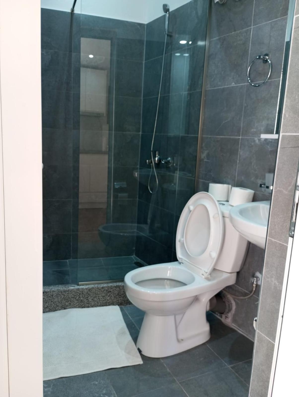 Mario Rooms Sarande Luaran gambar