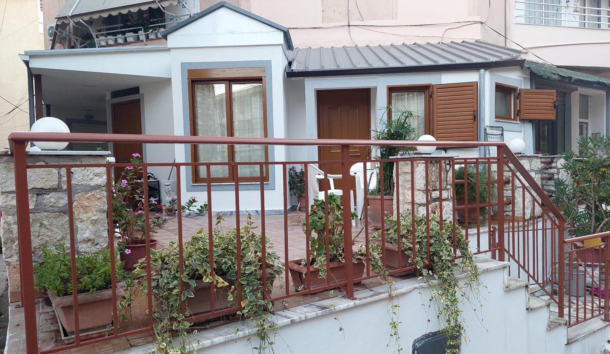 Mario Rooms Sarande Luaran gambar